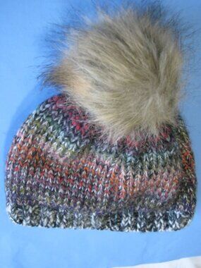 NEW Kids Place Toque Hat Ages 4-7